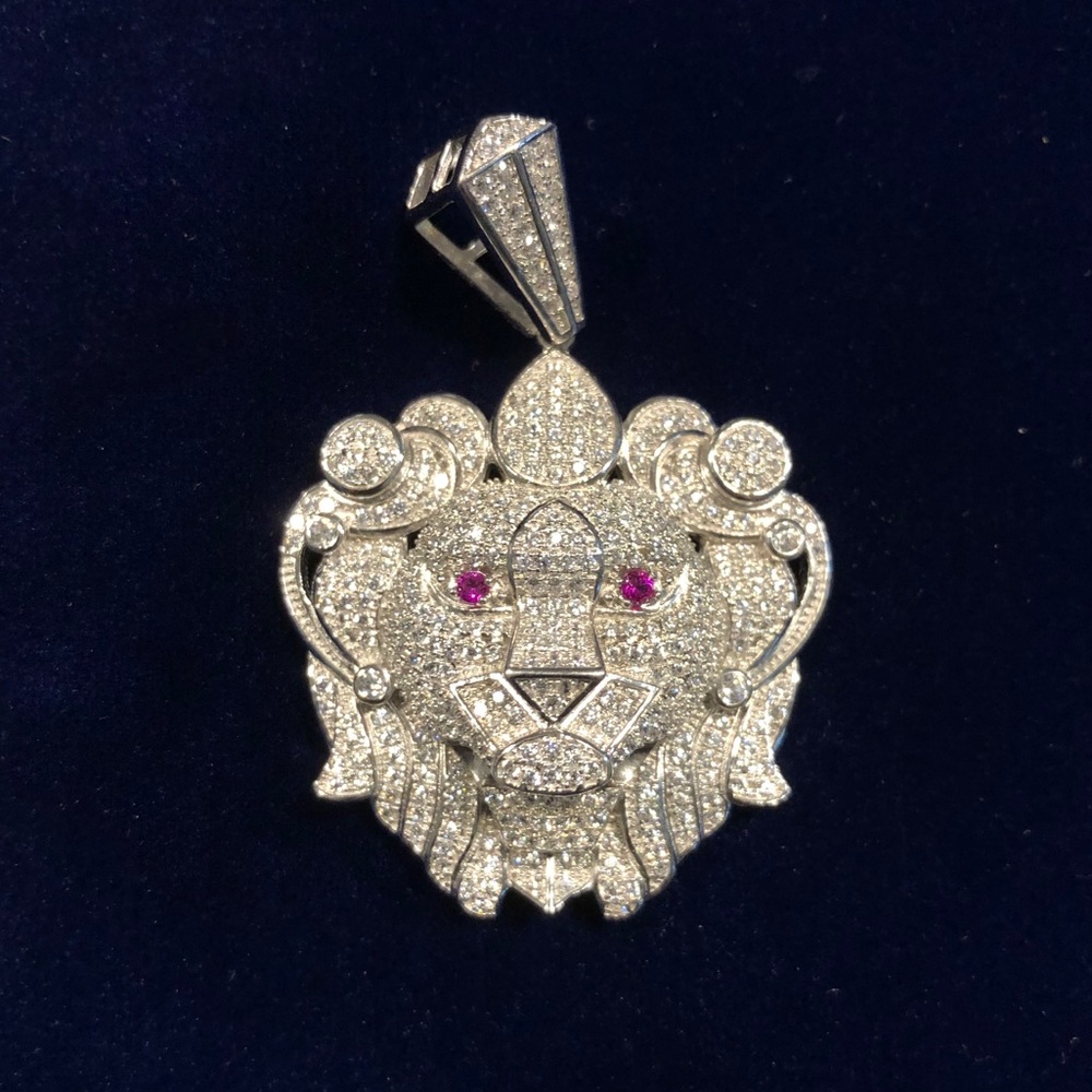 $150 lion 925 silver pendant new original $400 tag
